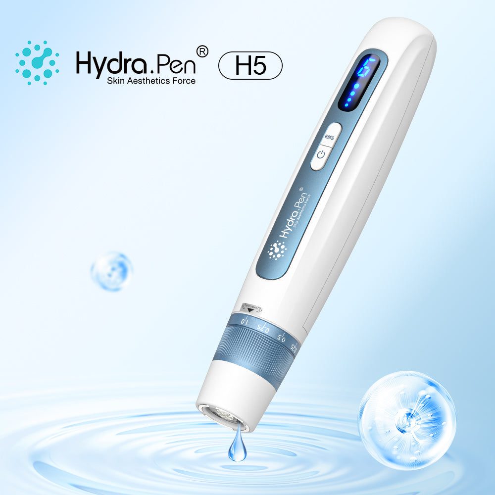 Hydra Pen H5 стального синего цвета с установленным картриджем с резервуаром на синем фоне